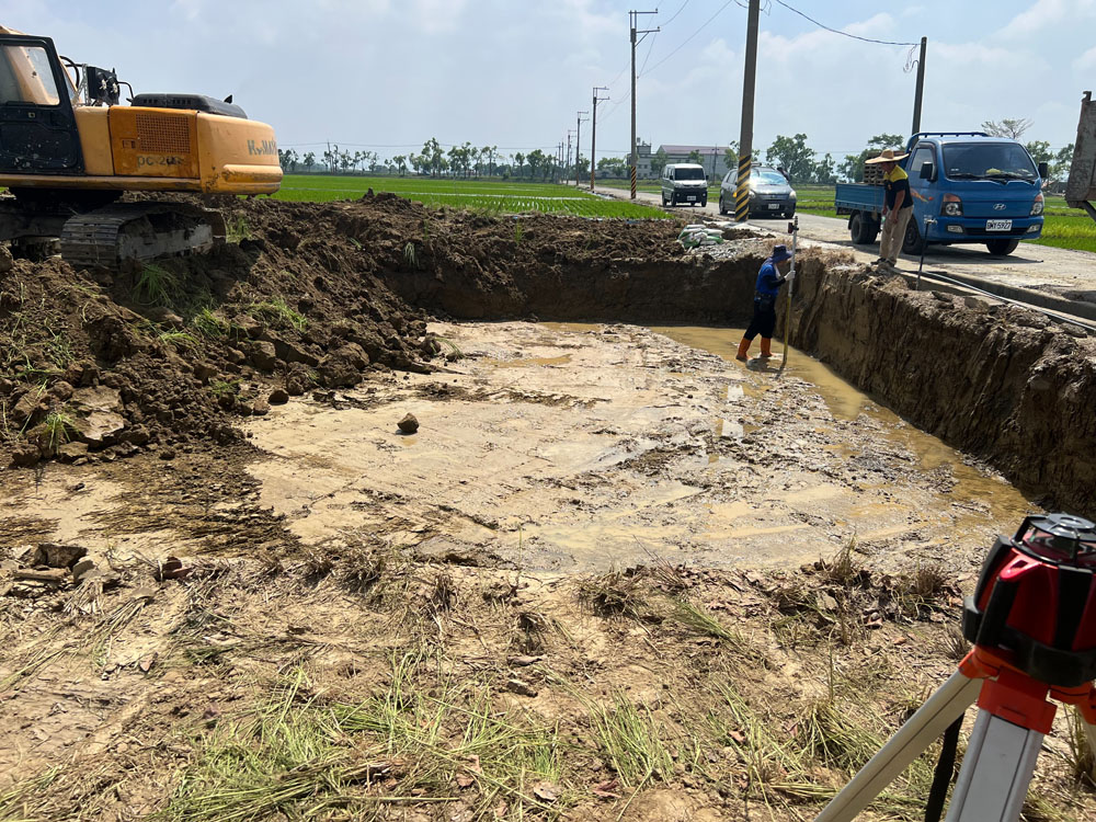 台南怪手土方工程