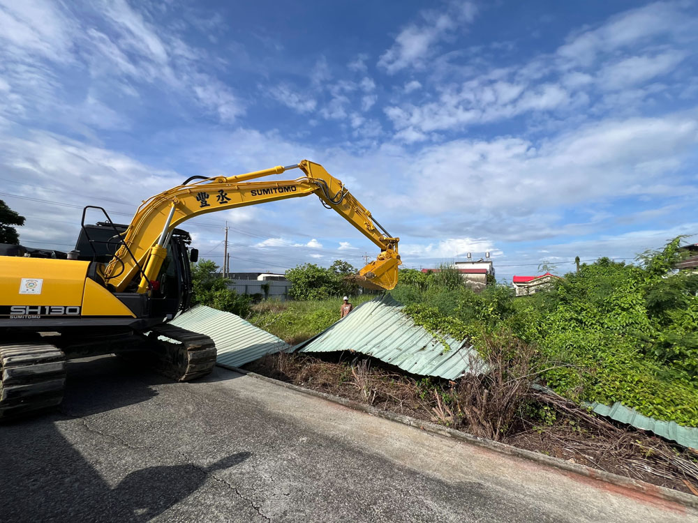 新營東山除草整地
